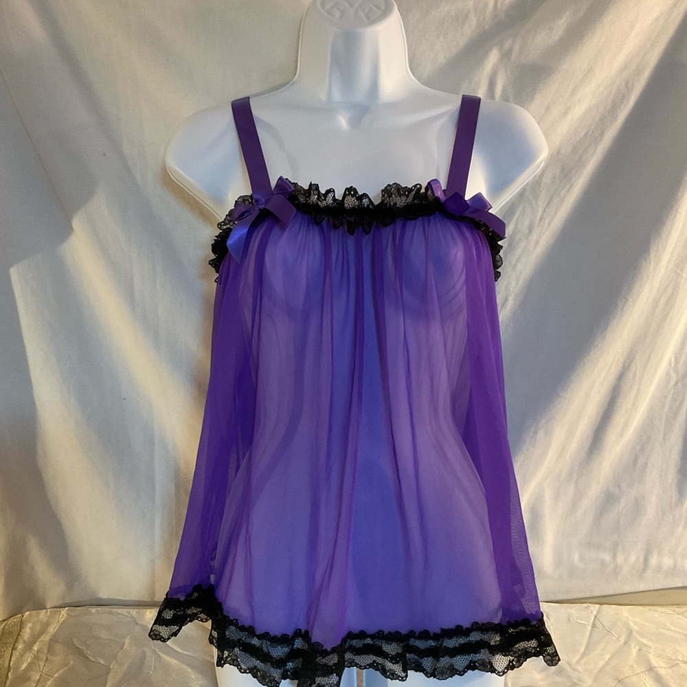 Victoria’s Secret purple nightie black lace trim size M